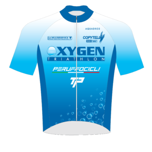 https://www.oxygentriathlon.it/wp-content/uploads/2025/04/296-ciclismo-maglia-replica-kids-front-draft-2025-300x300.png